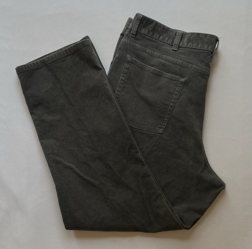 L.L.Bean Natural Fit Corduroy Pants Men's 38x29 Olive Green Stretch 5 Pocket